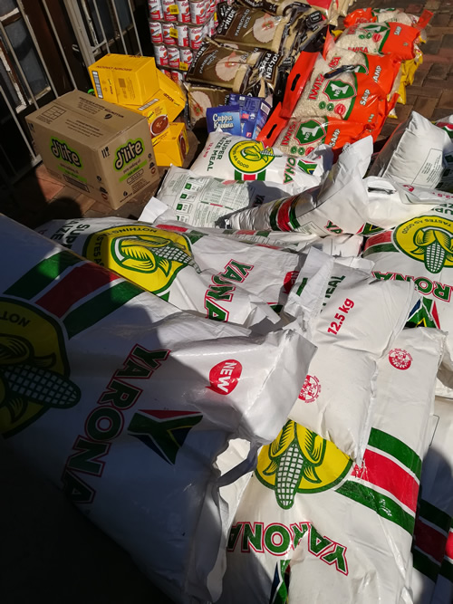 280 food parcels donated